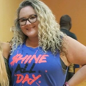 Meet your Posher, Marisa